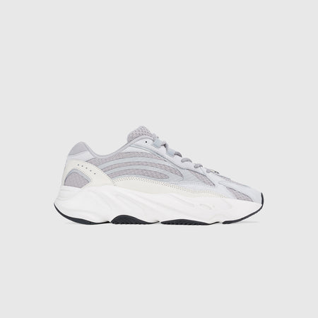 ADIDAS YEEZY BOOST 700 V2 