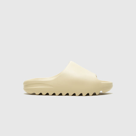 YEEZY SLIDE 