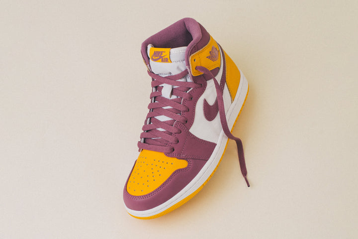 AIR JORDAN 1 RETRO HIGH OG "BROTHERHOOD"