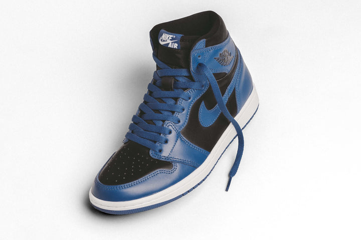 AIR JORDAN 1 RETRO HIGH OG "DARK MARINA BLUE"