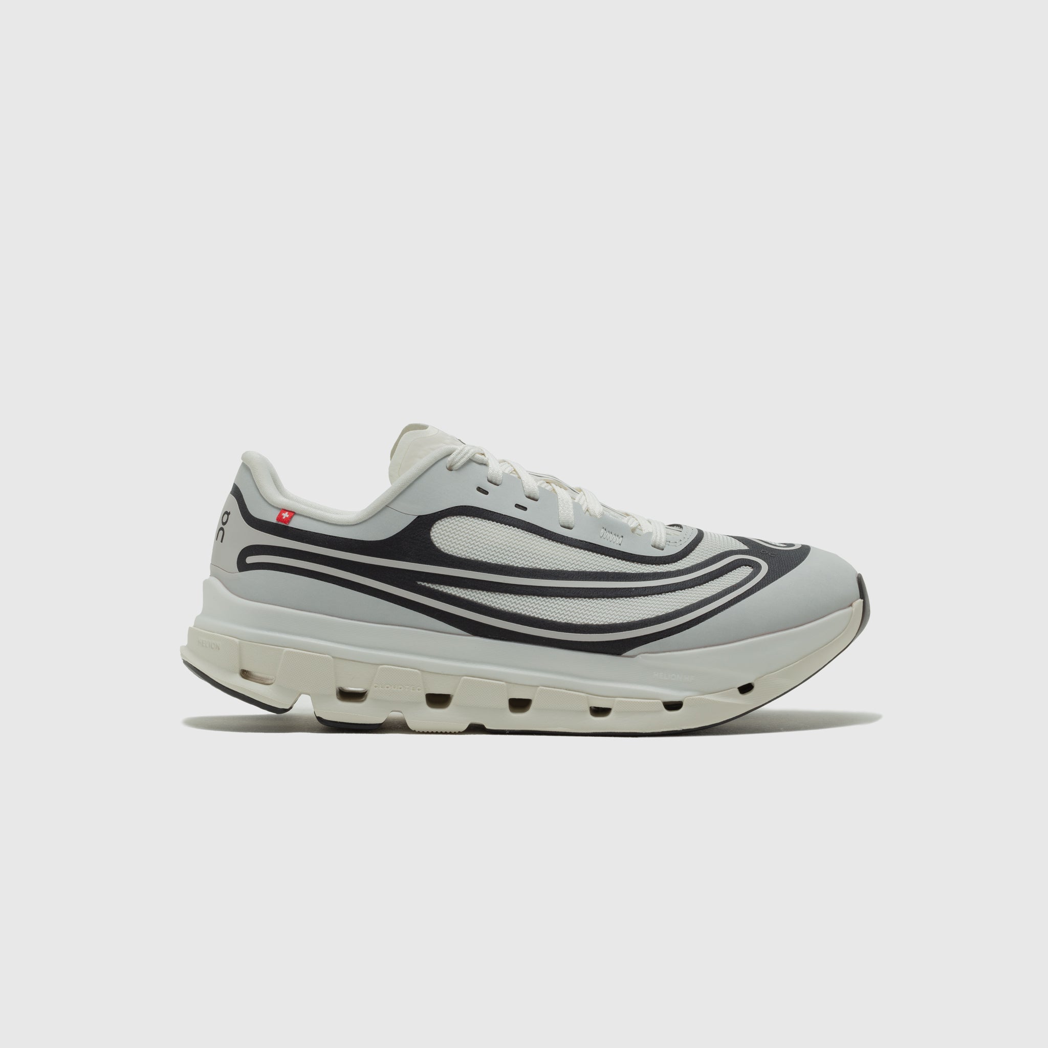 CLOUDFLOW 5 AD "IVORY/BLACK"