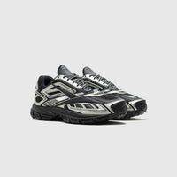 PREMIER ROAD ULTRA "BLACK METALLIC"