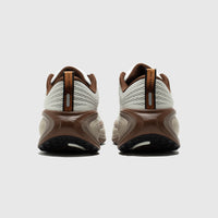 VOMERO PLUS "SAIL/CALDERA BROWN"