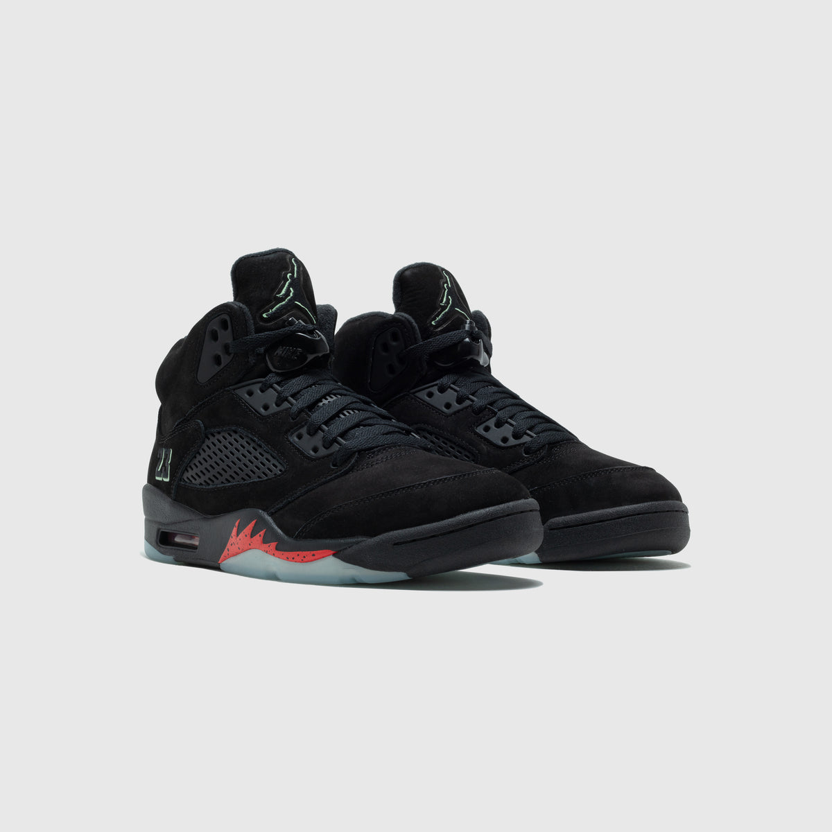 AIR JORDAN 5 RETRO "HALLOWEEN"