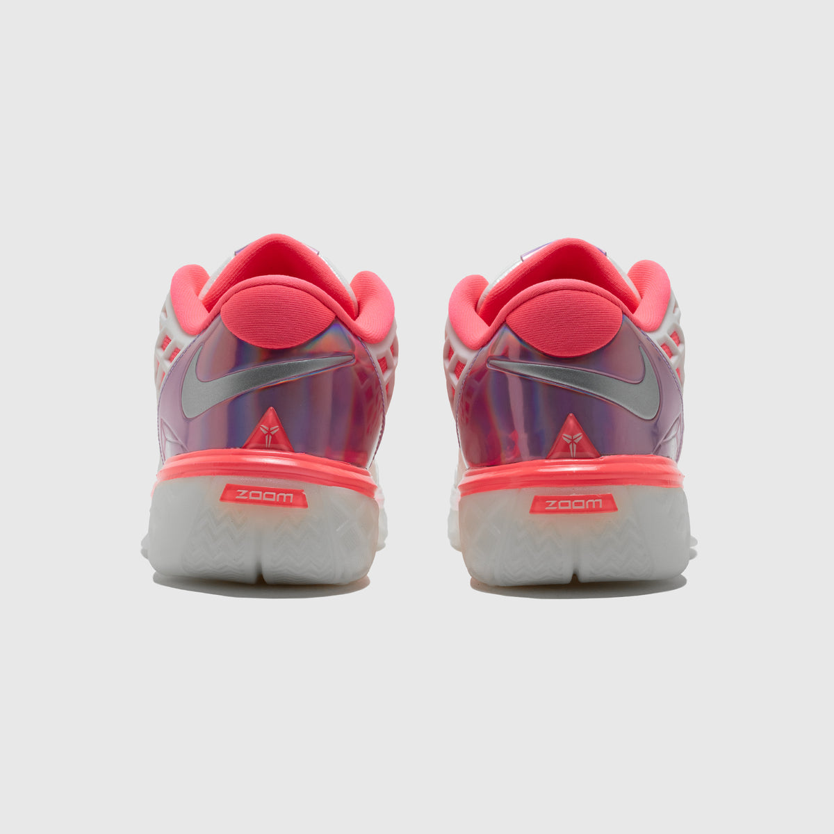 KOBE 3 PROTRO "SAIL HOT PUNCH"