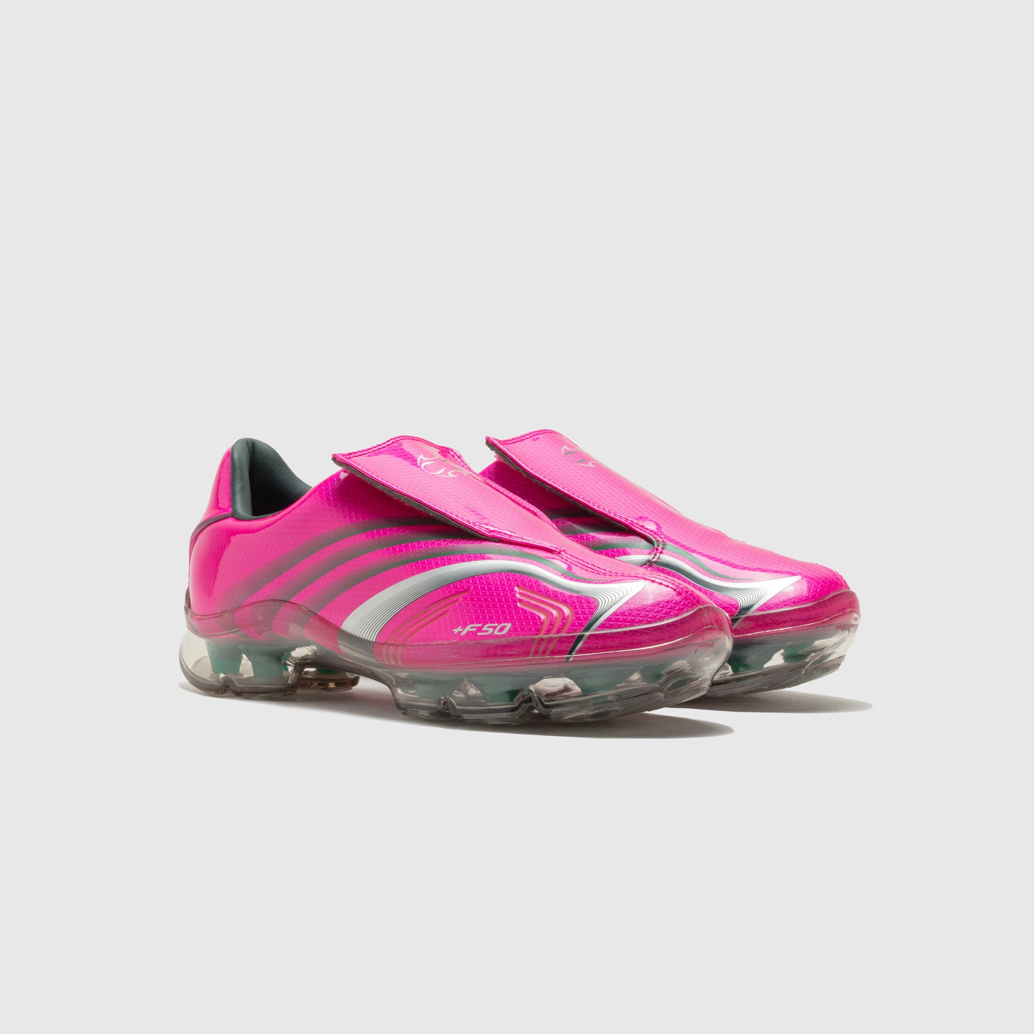 WMNS F50 WALKABLE SHOES "SHOCK PINK"