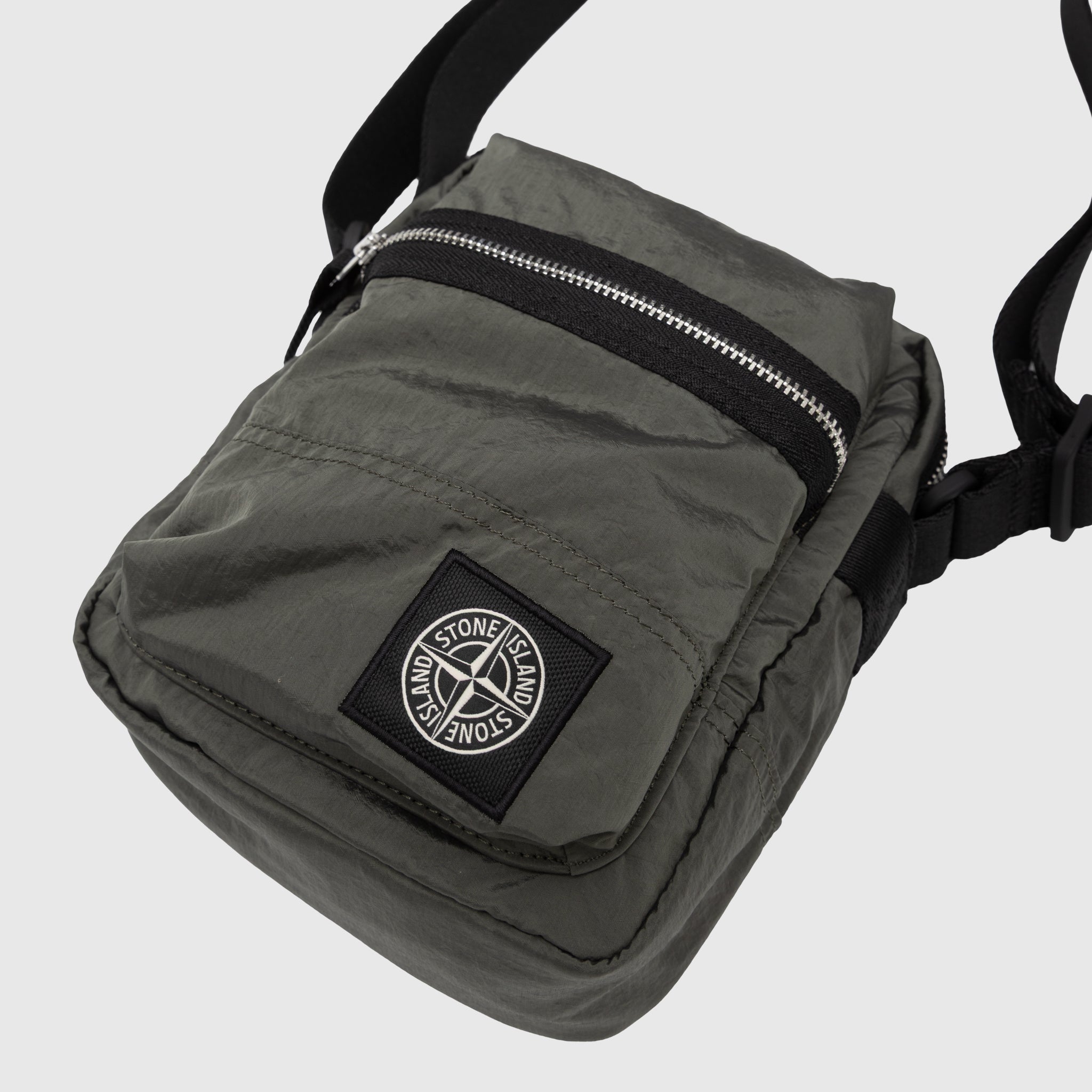 COATED NYLON METAL IN ECONYL POUCH