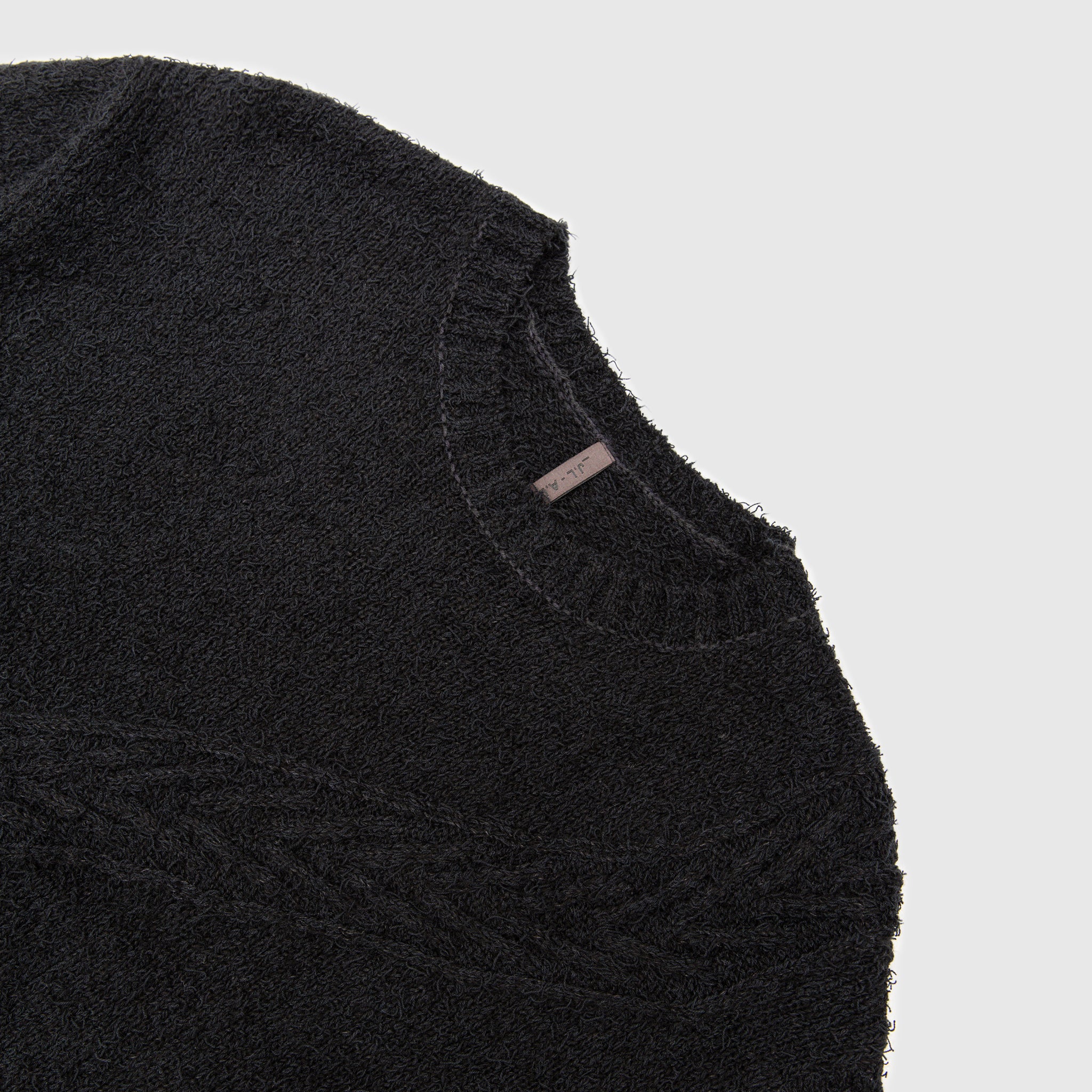 LUCONE KNIT