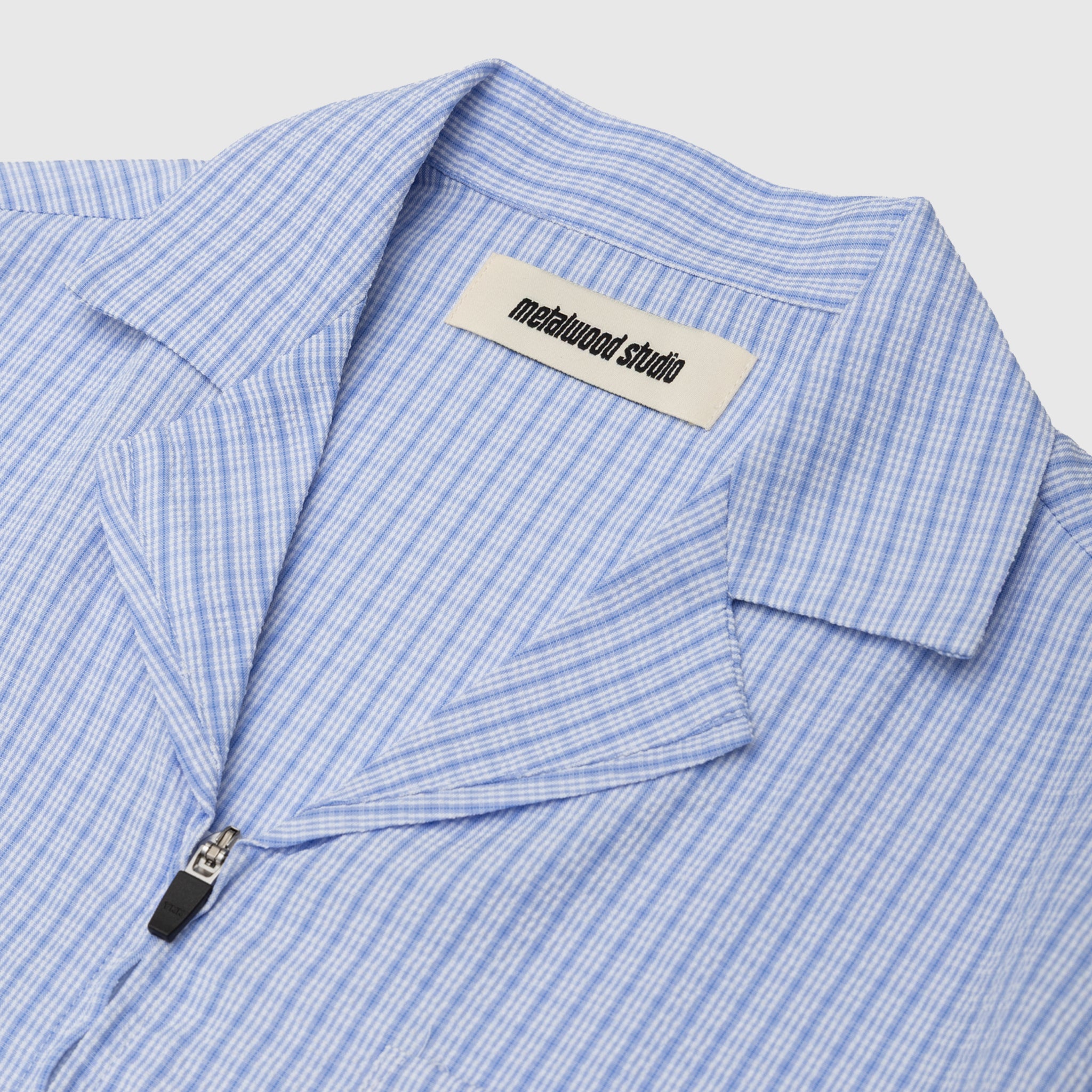TEXTURED CADDIE SHIRT