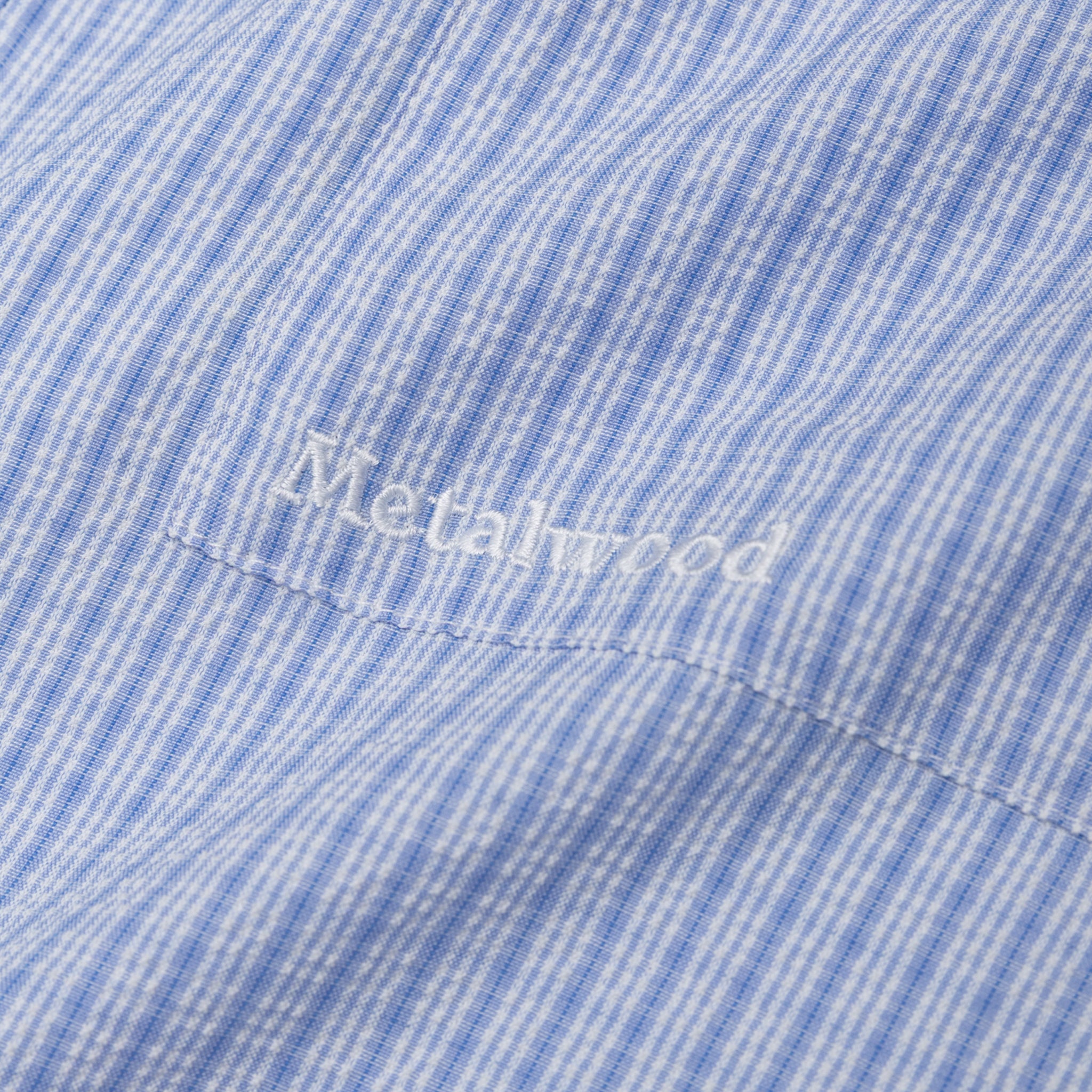 TEXTURED CADDIE SHIRT