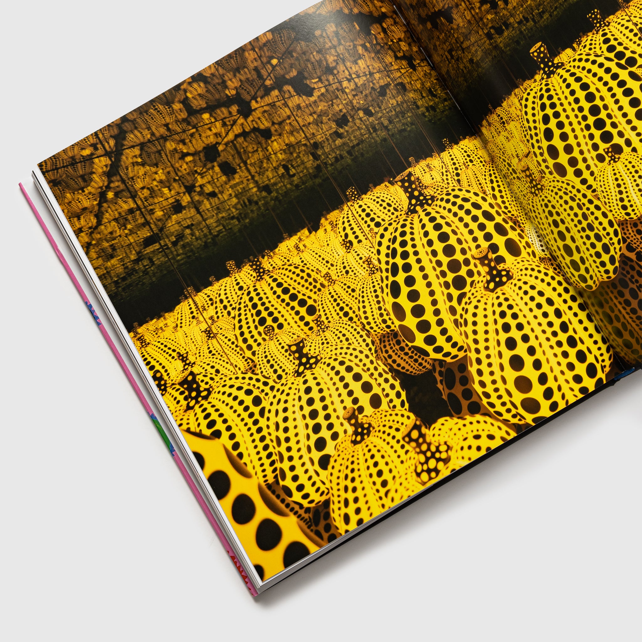 YAYOI KUSAMA