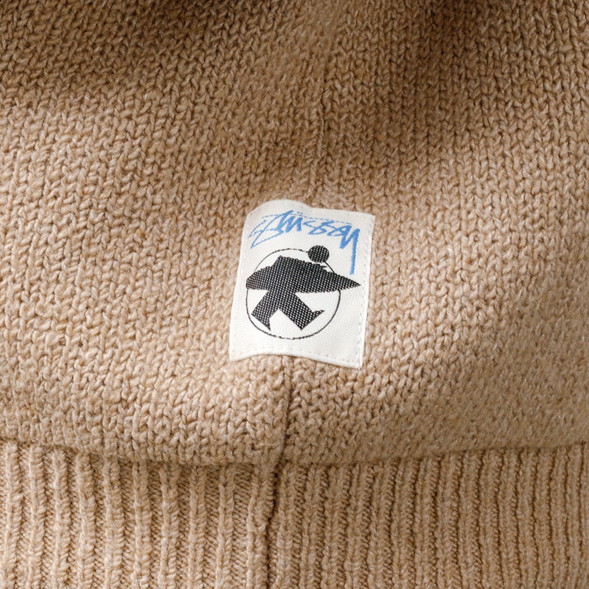 ZIP UP HOODED SWEATER