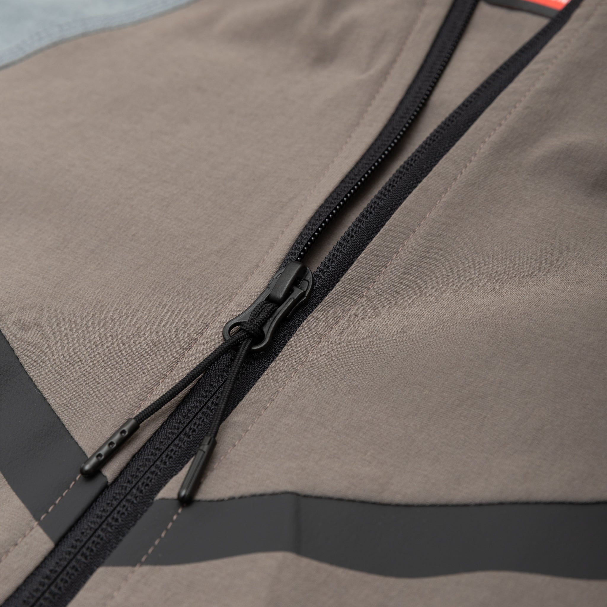 TECH DRI-FIT WOVEN WINDRUNNER OVERSIZED JACKET