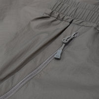 TECH WIND SHELL SHORTS