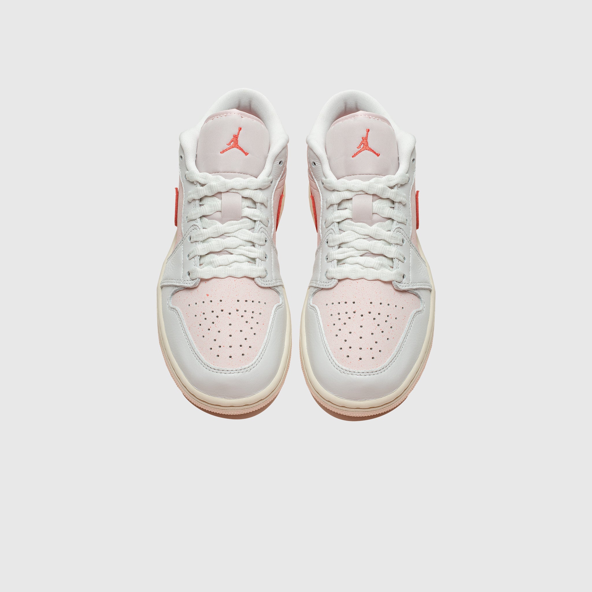 WMNS AIR JORDAN 1 LOW SE "MAGIC EMBER"