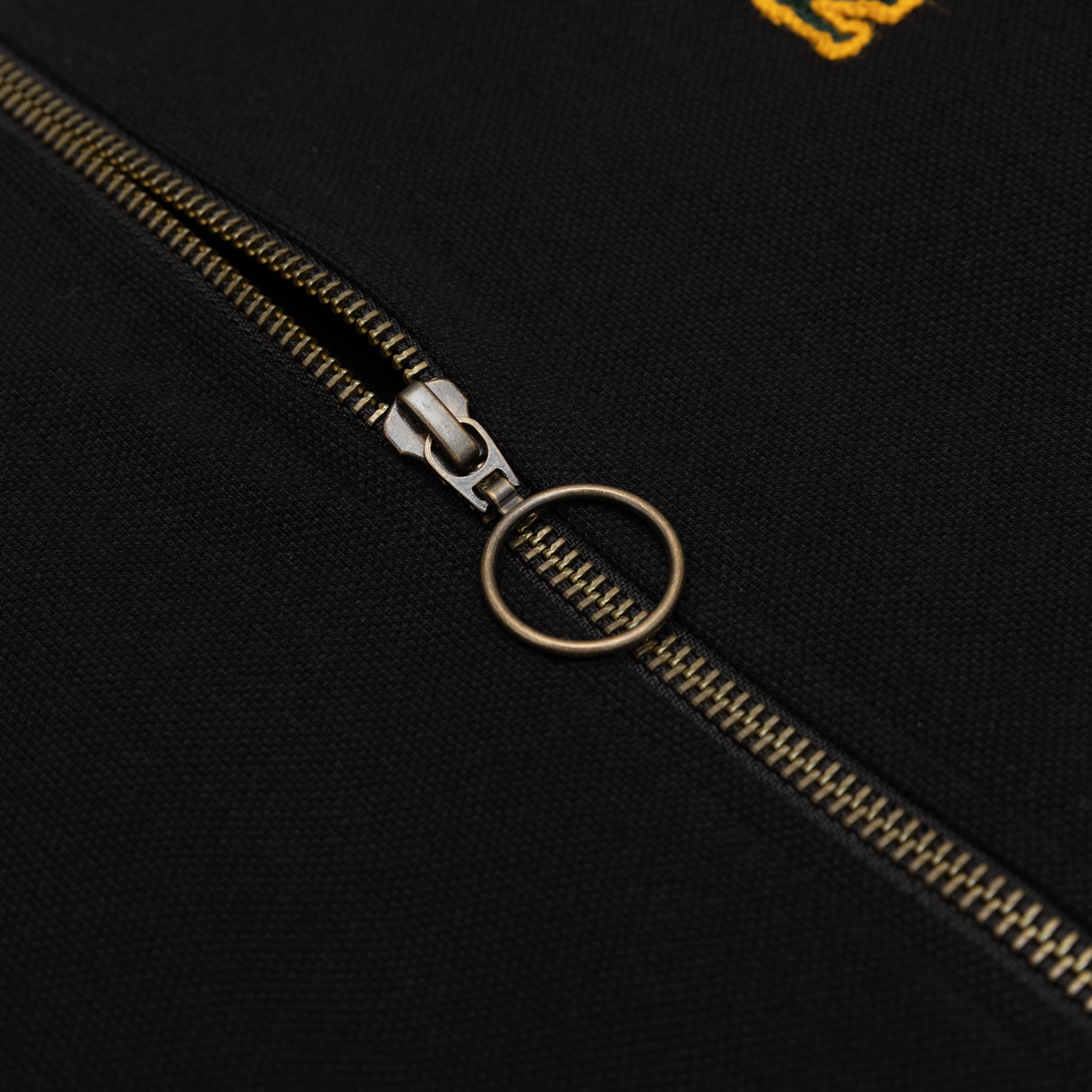 TRACK TOP