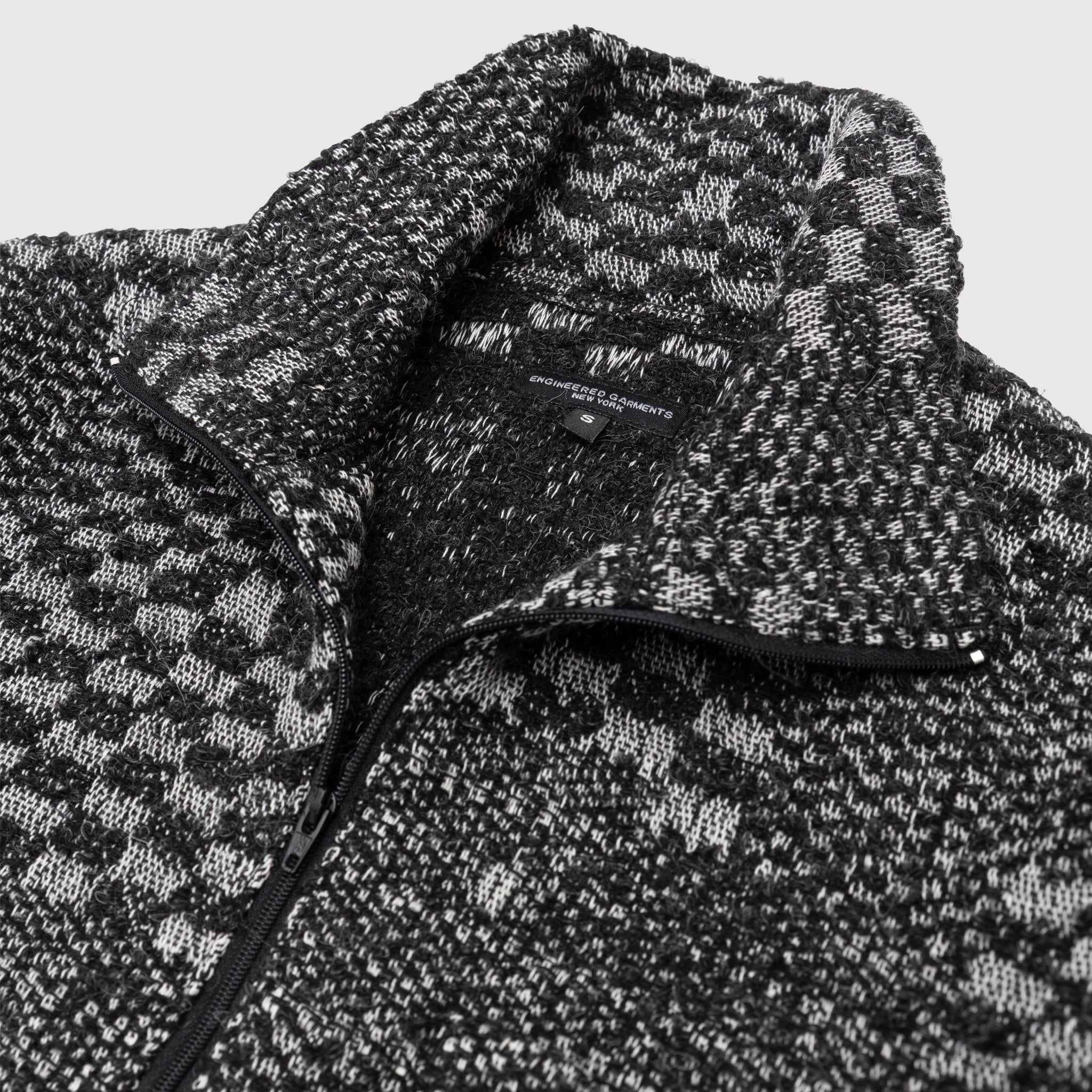 ZIP MOCK NECK