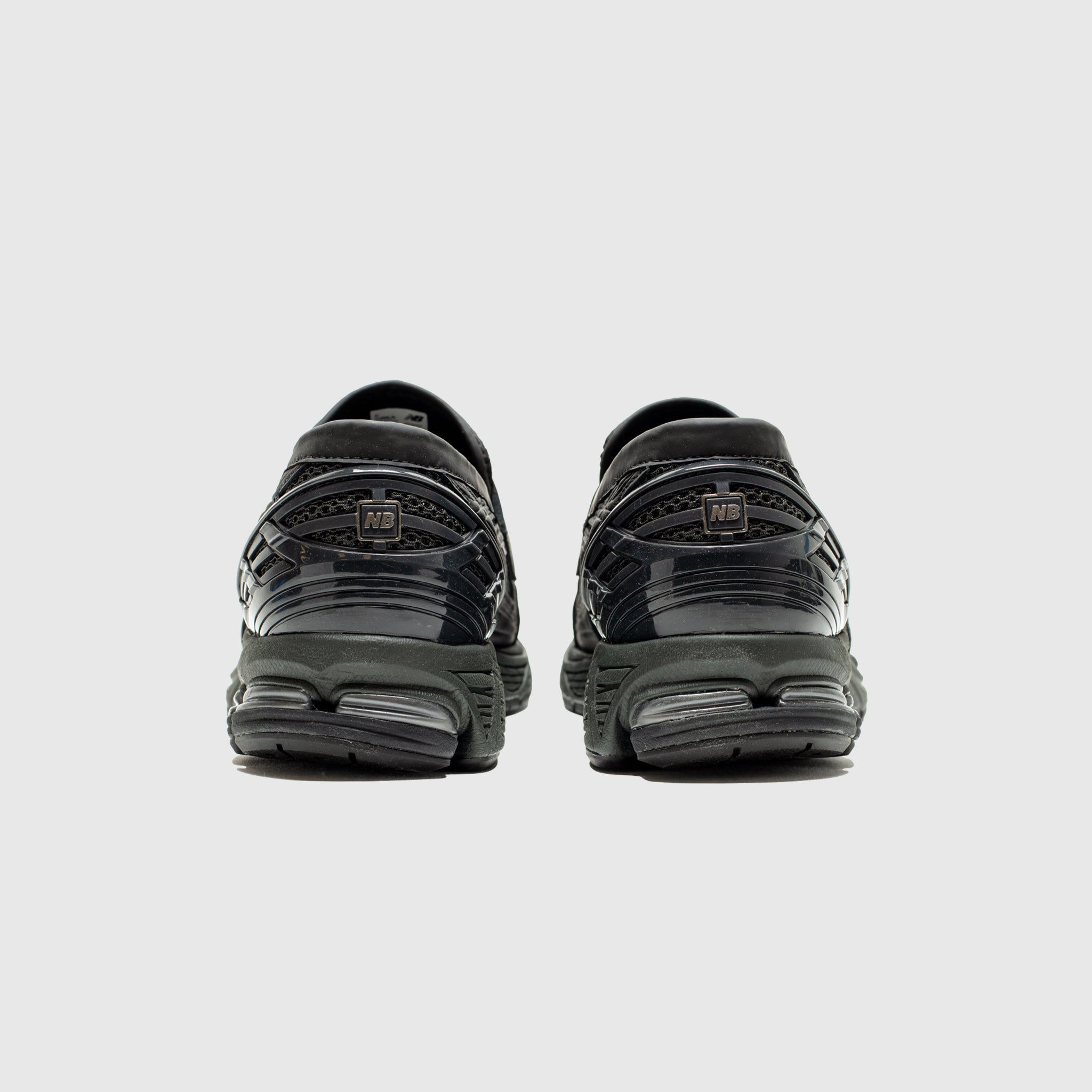 U1906LAI "BLACK"