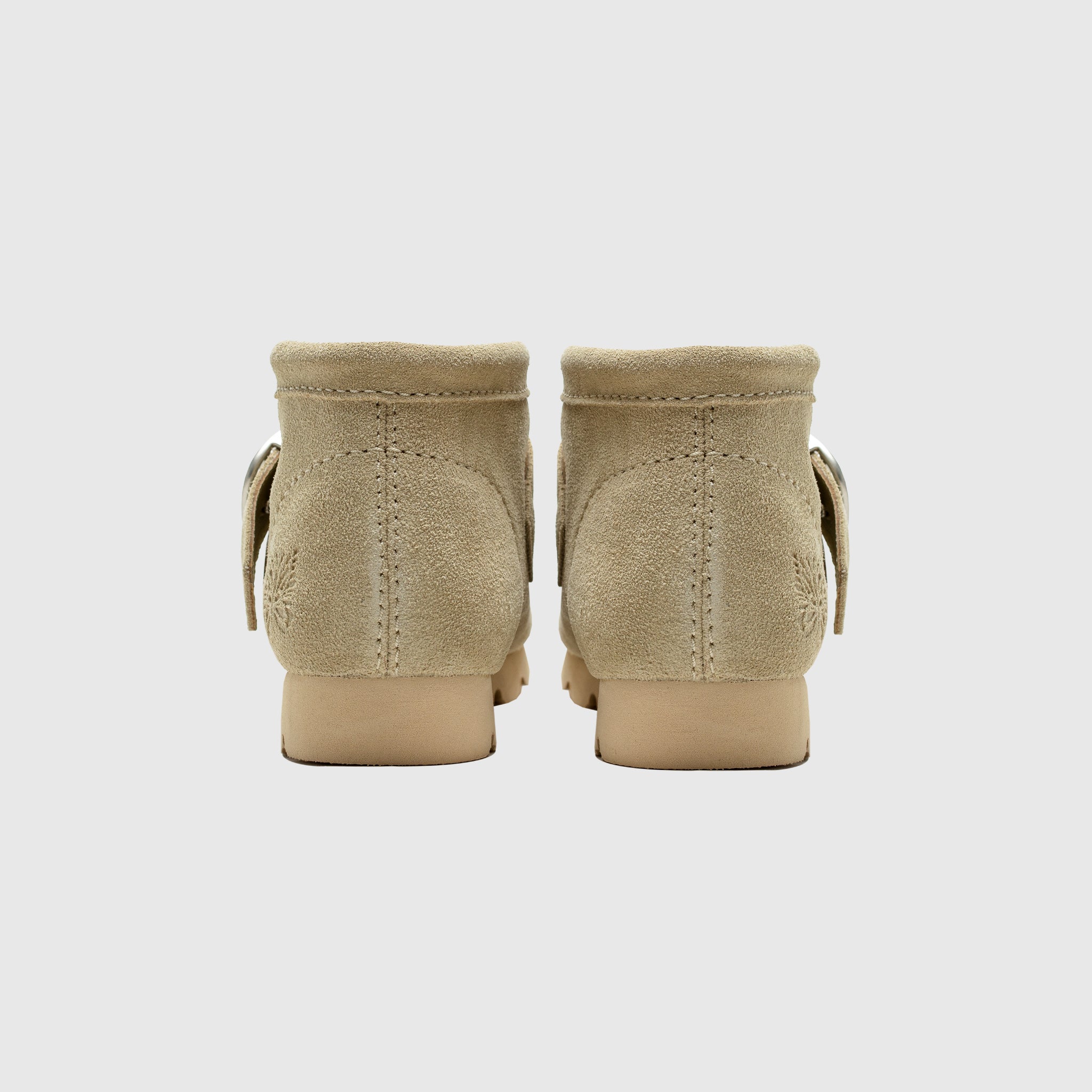 WALLABEE STRAP BOOT X NEEDLES