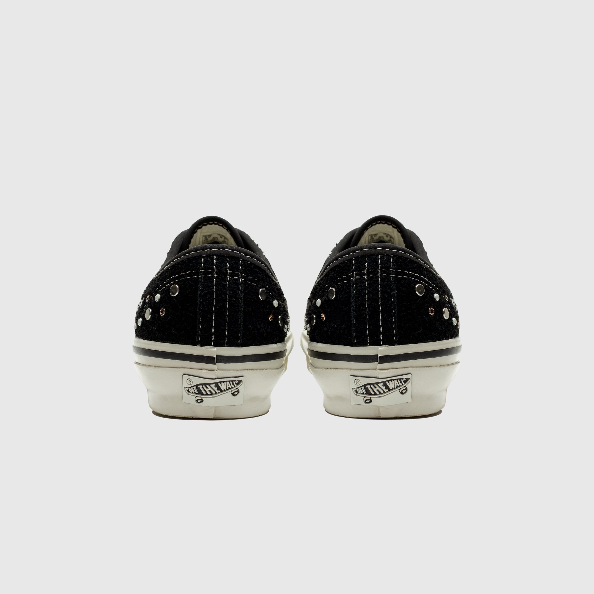 AUTHENTIC 44 LX
