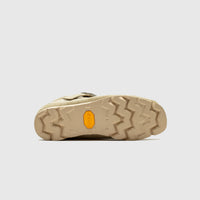 WALLABEE STRAP BOOT X NEEDLES