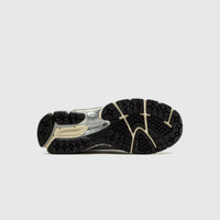 U1906LARE "METALLIC SILVER"