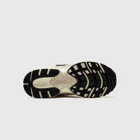 WMNS V5 RNR "LIGHT OREWOOD BROWN"