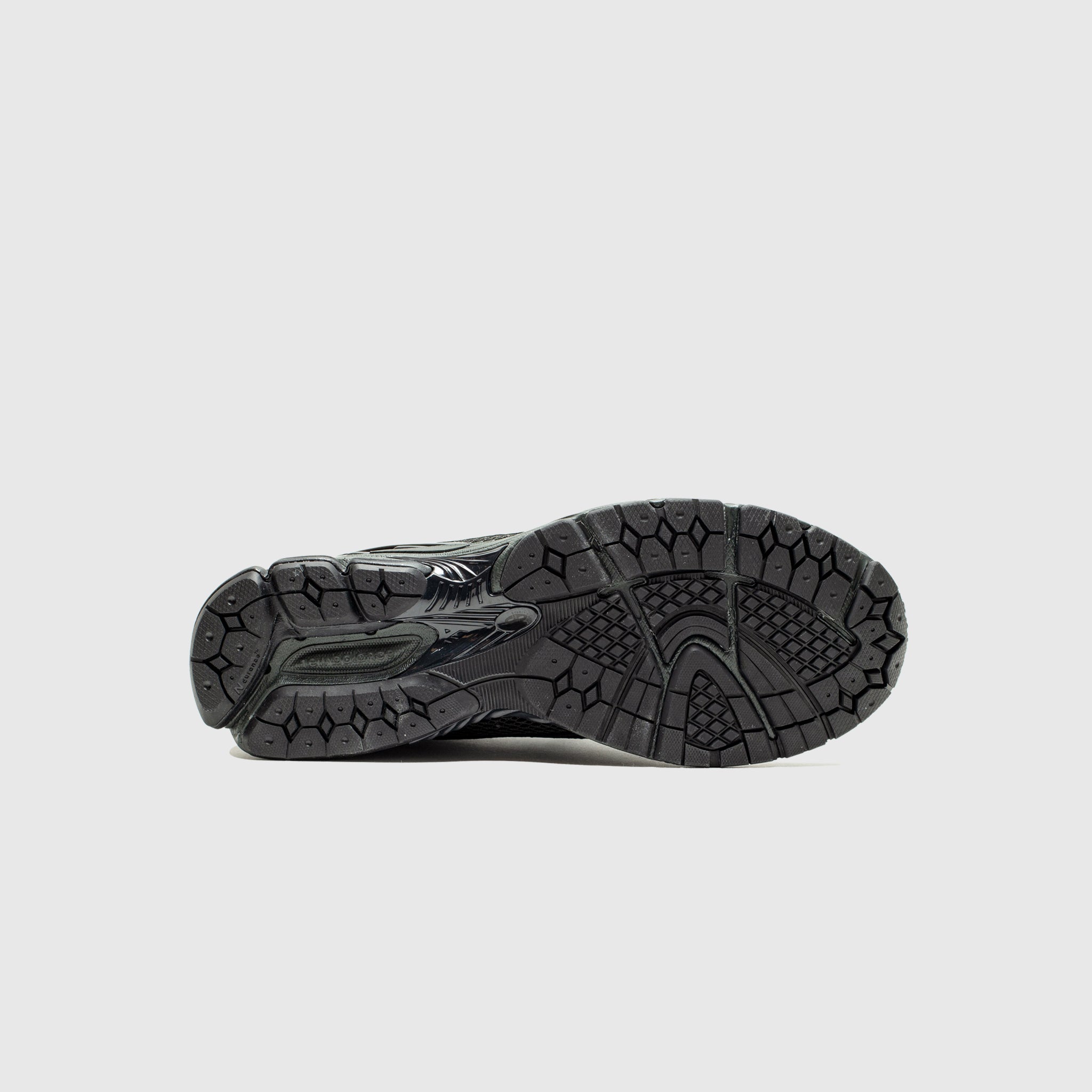 U1906LAI "BLACK"