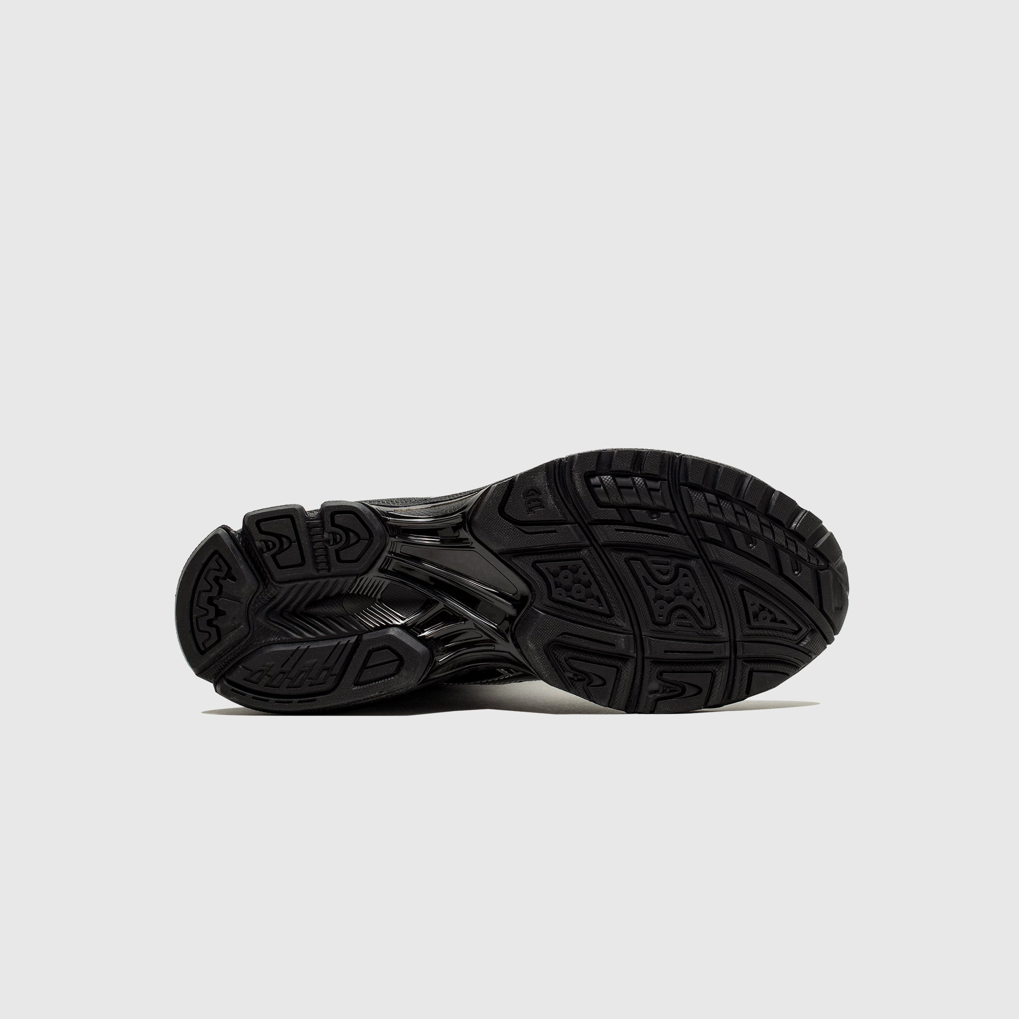 GEL-KAYANO 14