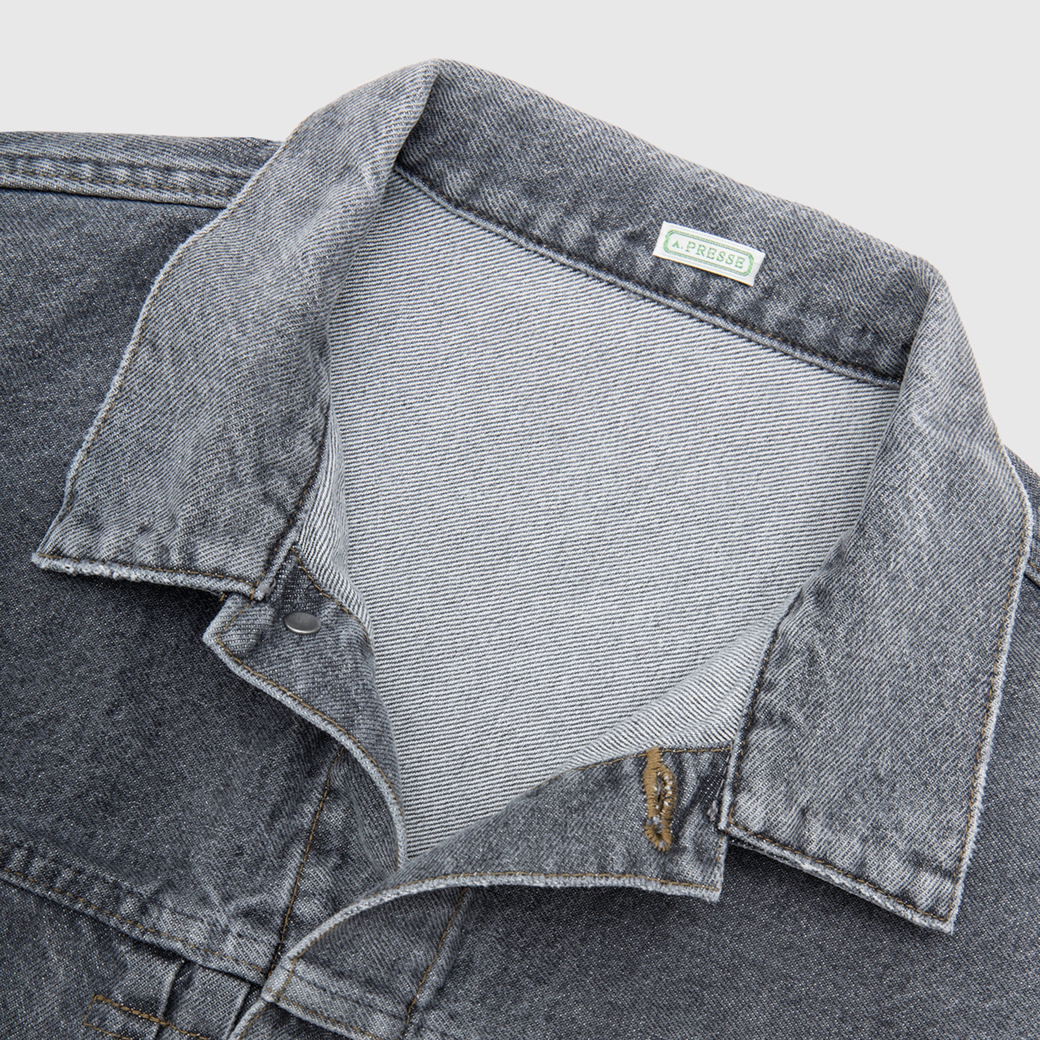VINTAGE GRAY DENIM JACKET