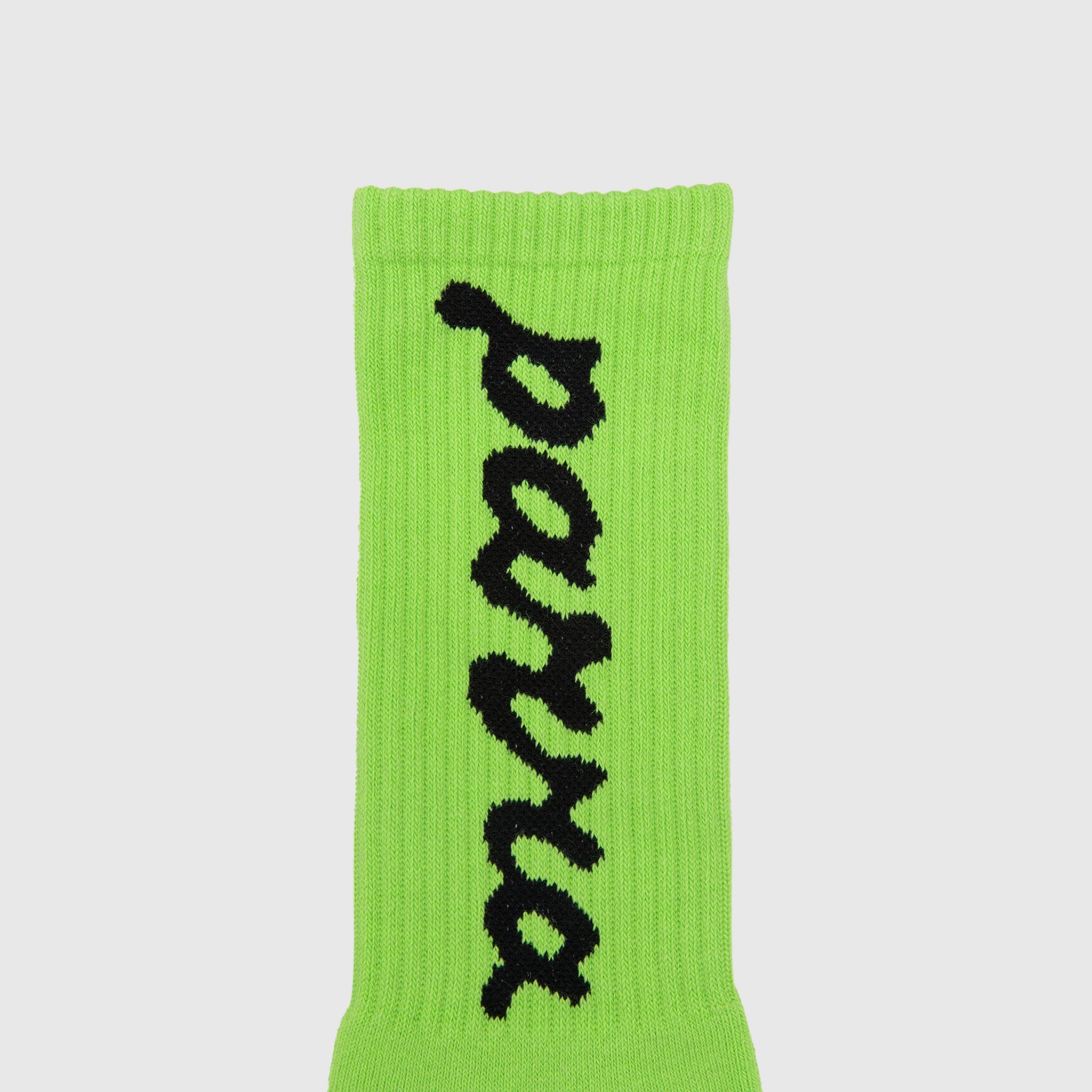 LOWER CASE SCRIPT LOGO CREW SOCKS