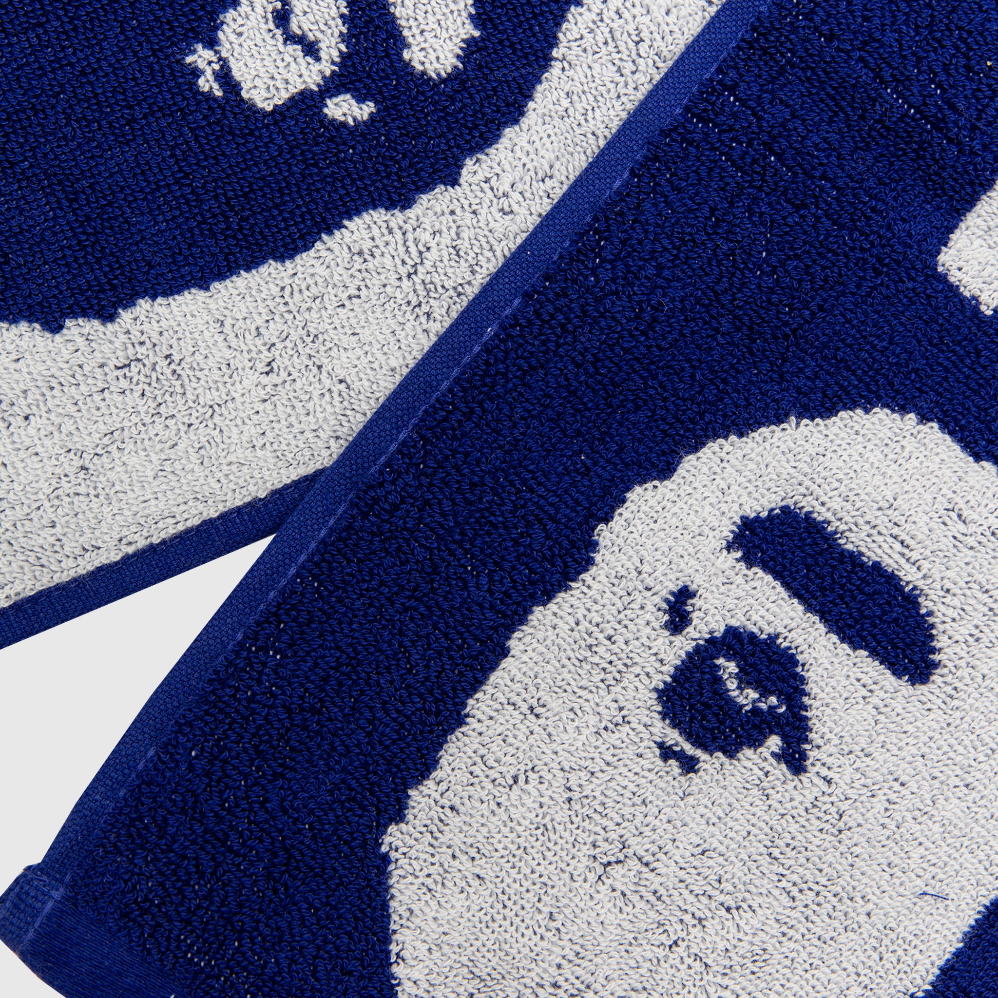 x BAPE FOOTBALL TOWEL "BLUE"