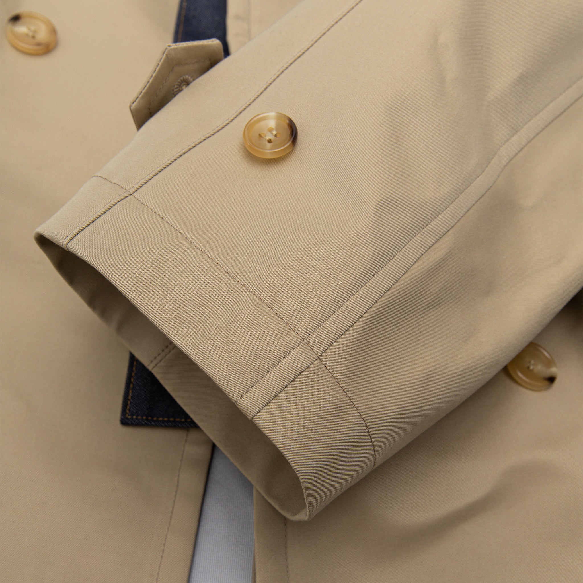 DOUBLE LAYERED COAT