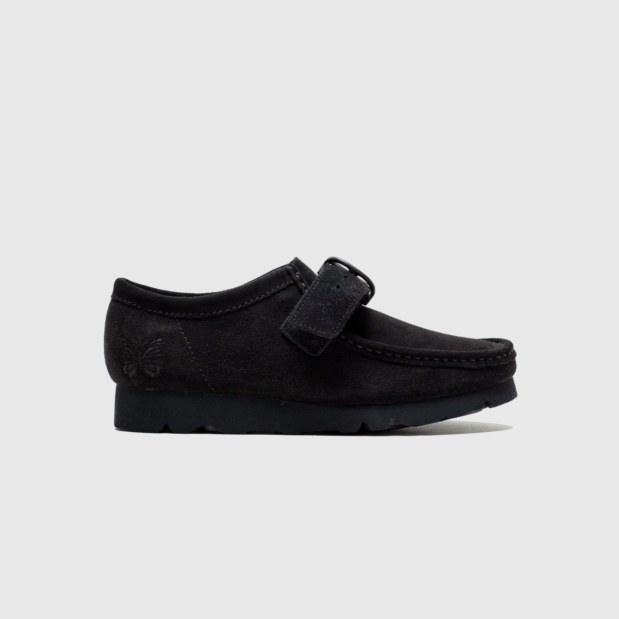 WALLABEE STRAP LOW X NEEDLES