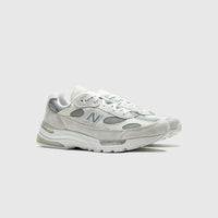 U992NC "WHITE REFLECTION"
