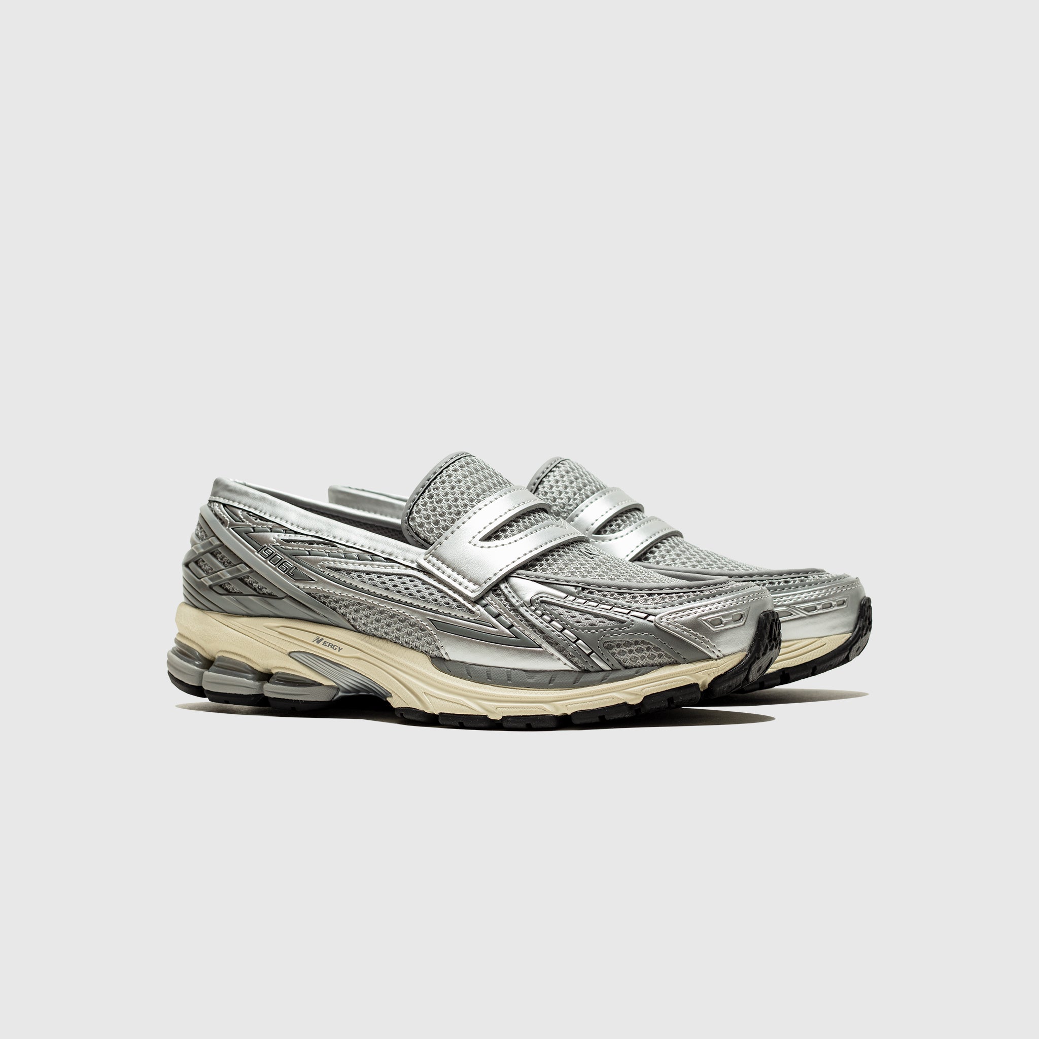 U1906LARE "METALLIC SILVER"