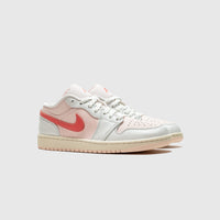 WMNS AIR JORDAN 1 LOW SE "MAGIC EMBER"