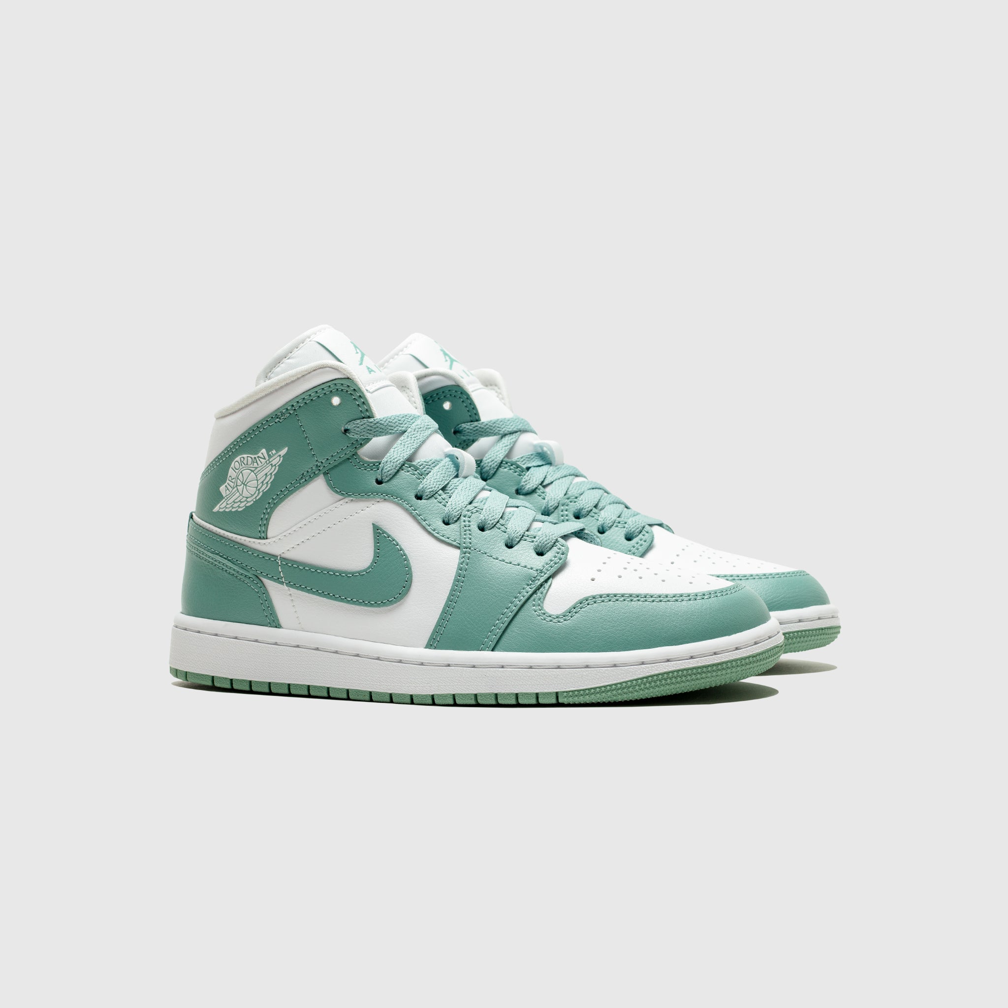 WMNS AIR JORDAN 1 MID "CANNON"
