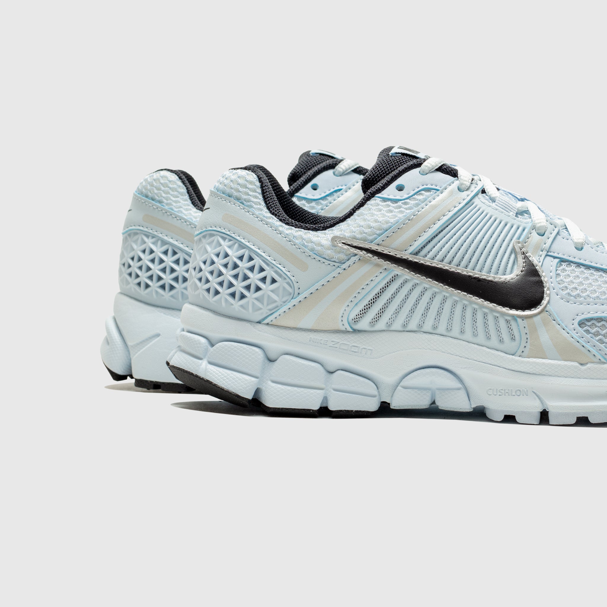 WMNS ZOOM VOMERO 5 "BLUE TINT"
