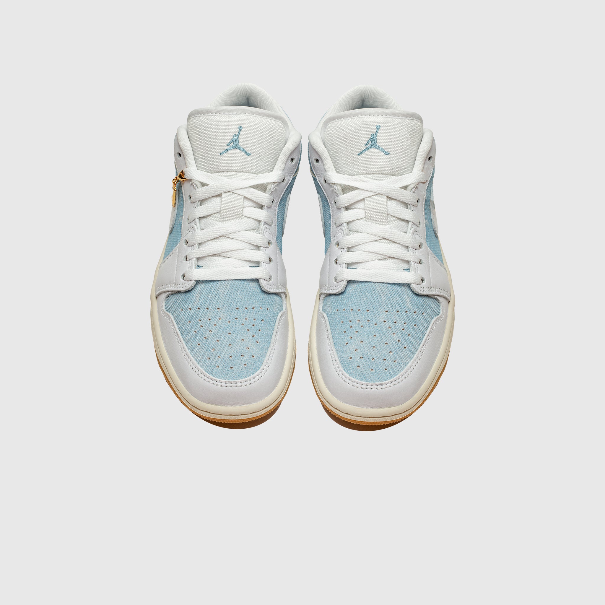 WMNS AIR JORDAN 1 LOW SE "WORN BLUE"