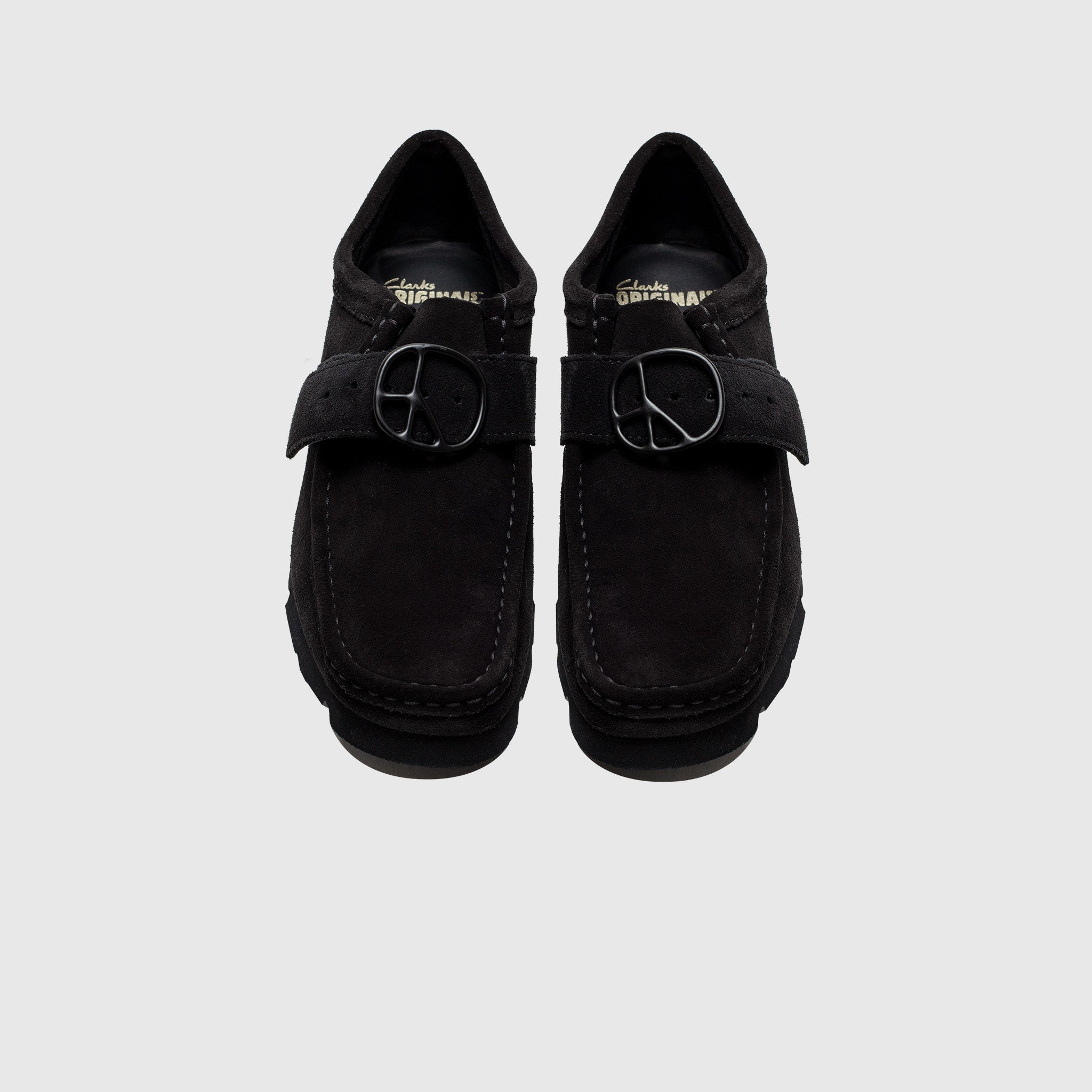 WALLABEE STRAP LOW X NEEDLES