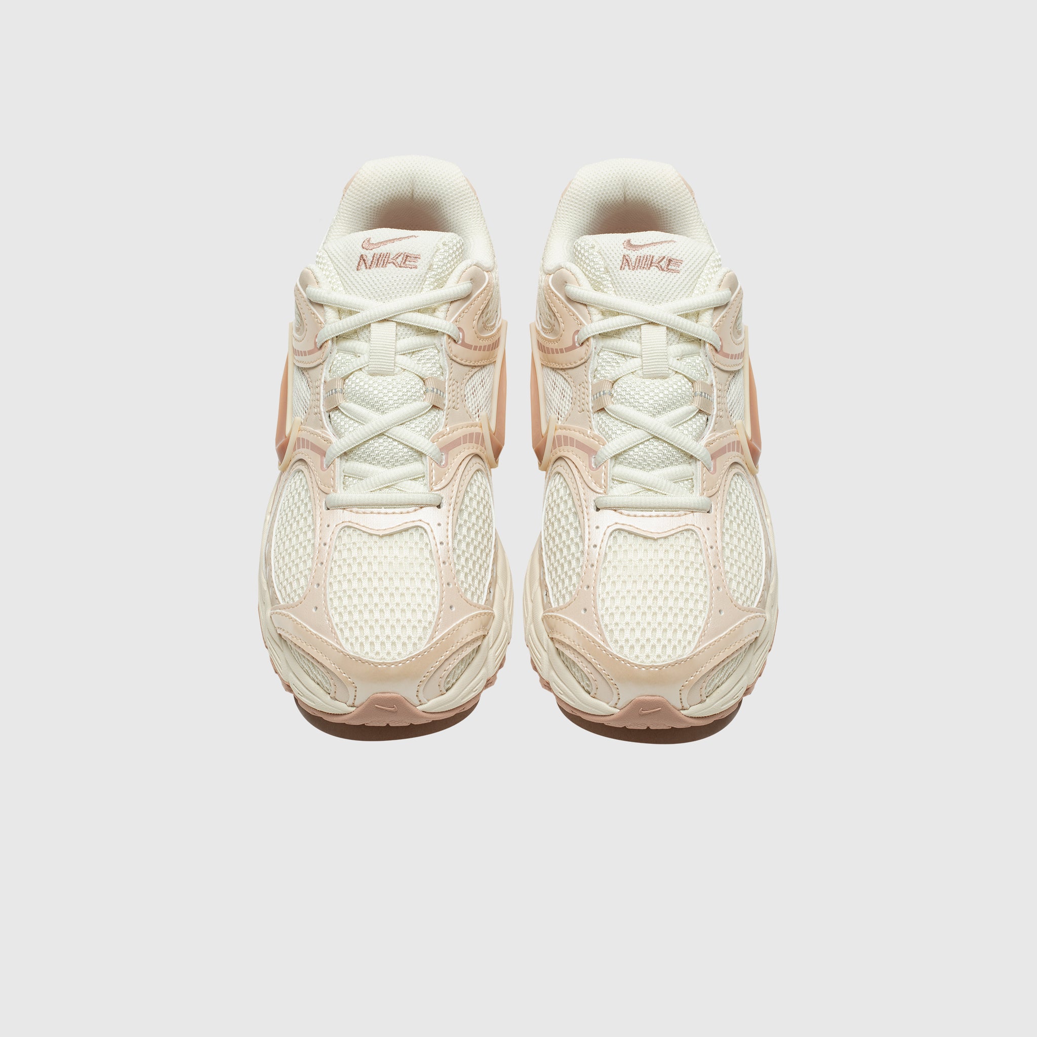 WMNS V5 RNR "SOFT PEARL"