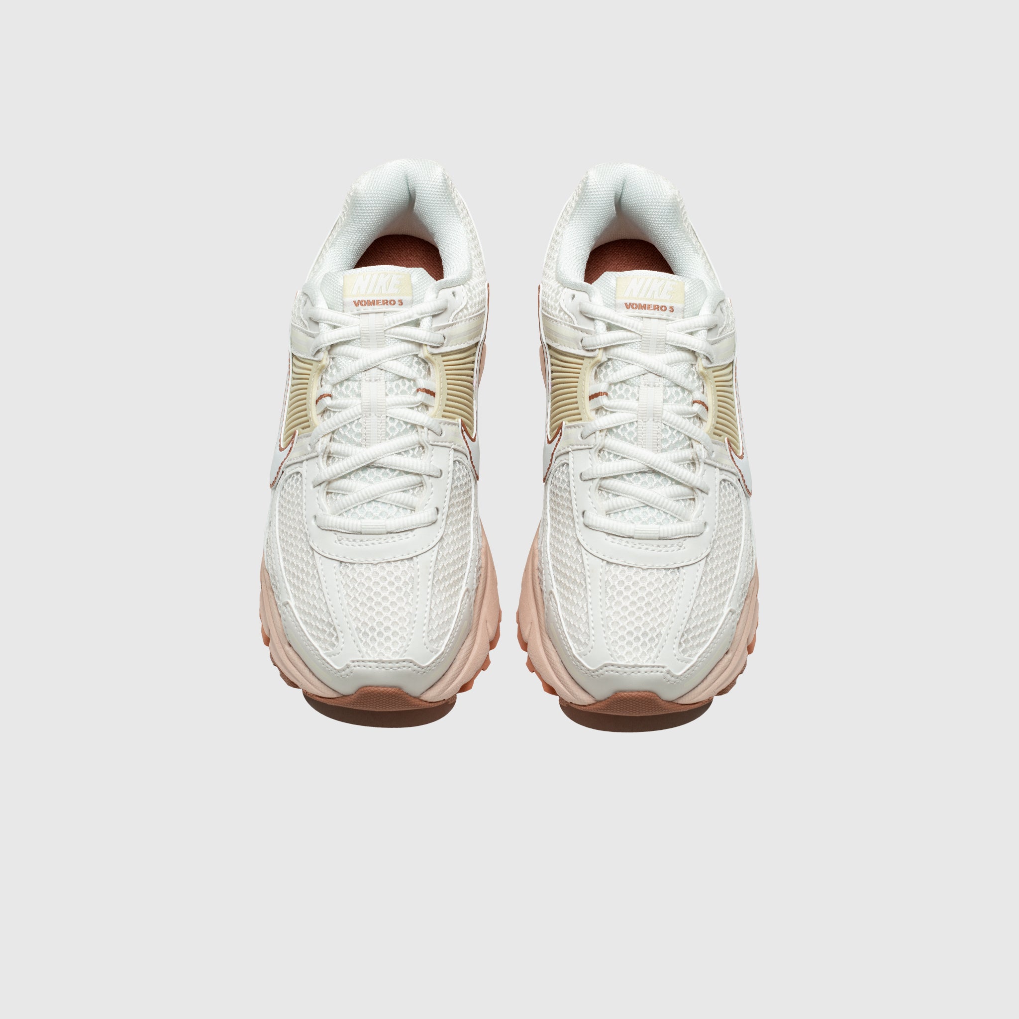 WMNS ZOOM VOMERO 5 "PARTICLE BEIGE"