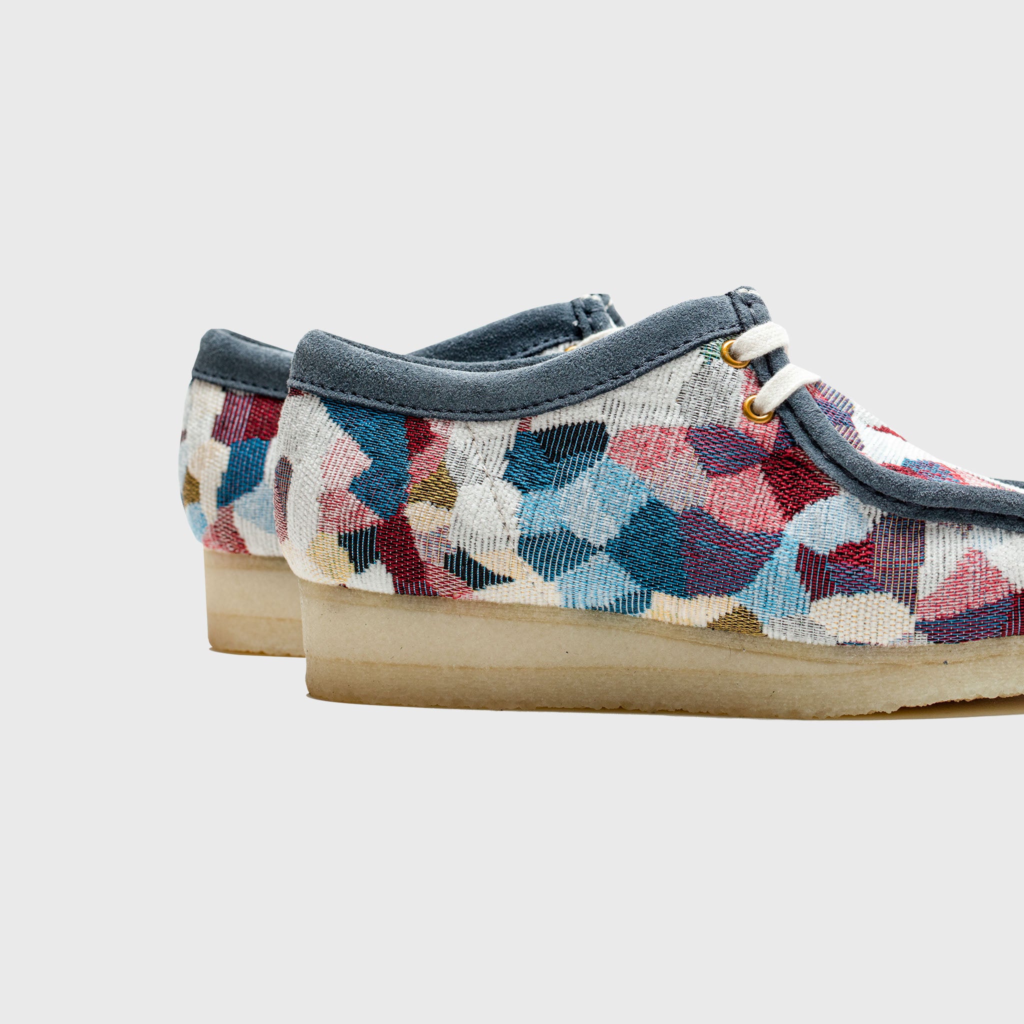 WALLABEE LOW